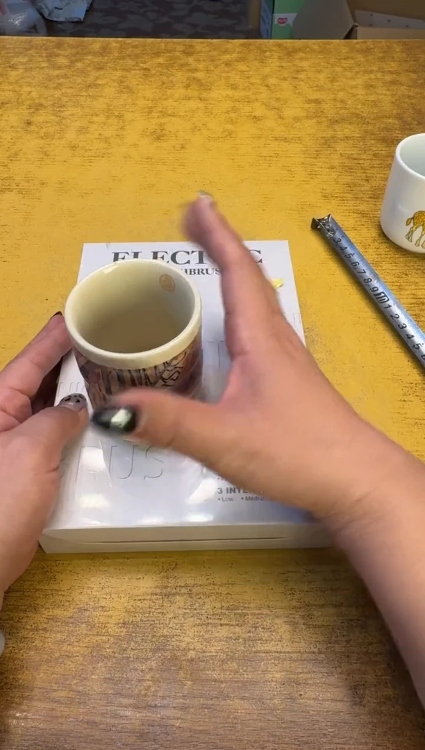 瓷器瓷器瑕疵破破30白刷碗