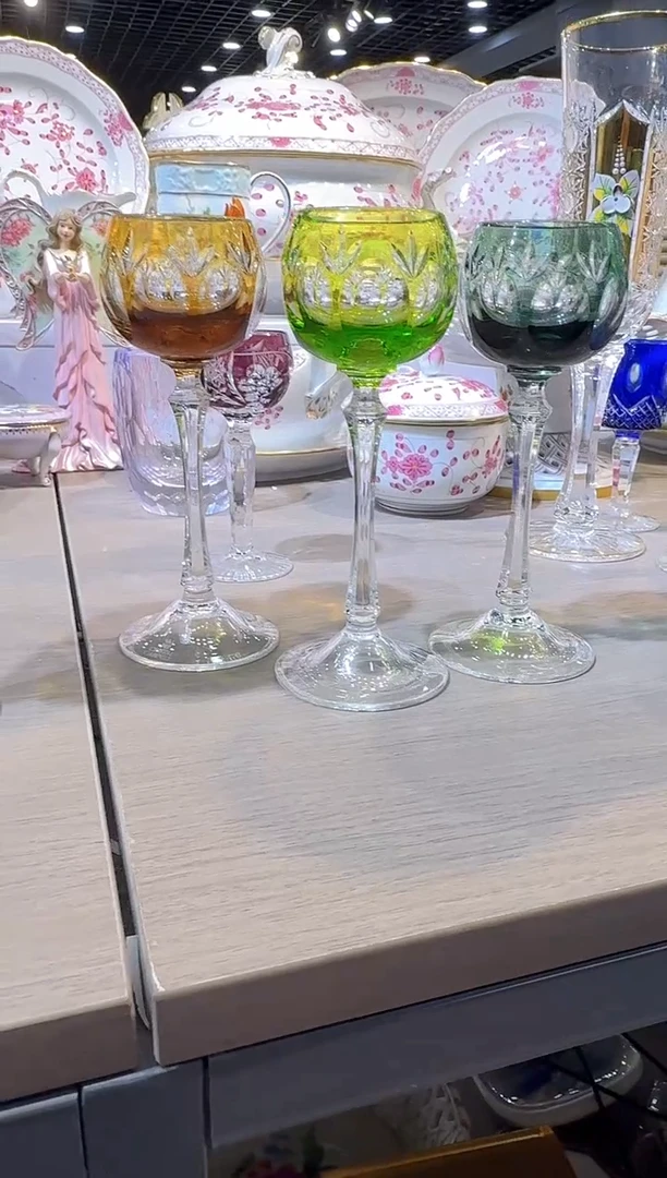 娜娜中古瓷器如图所示143