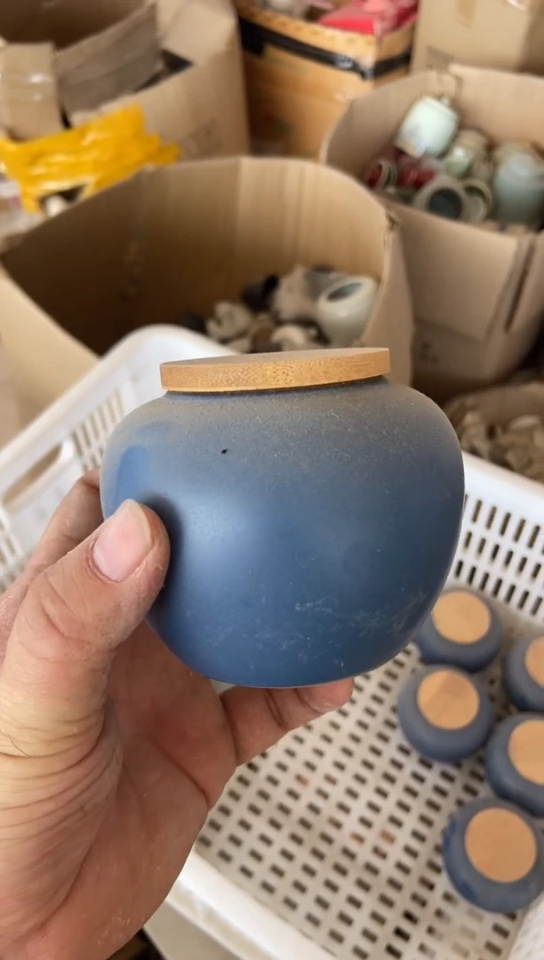 杯无运费险有瑕疵的摄影的产品有使用过的痕迹有点脏介意勿拍