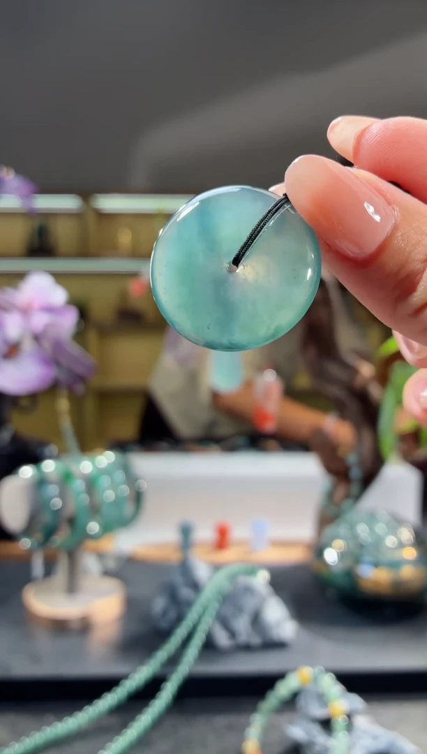 吊坠(不含链)未镶嵌翡翠平安扣