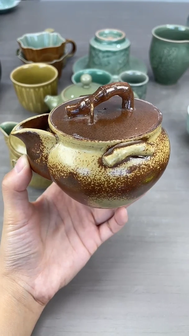 青瓷仓储福利清仓