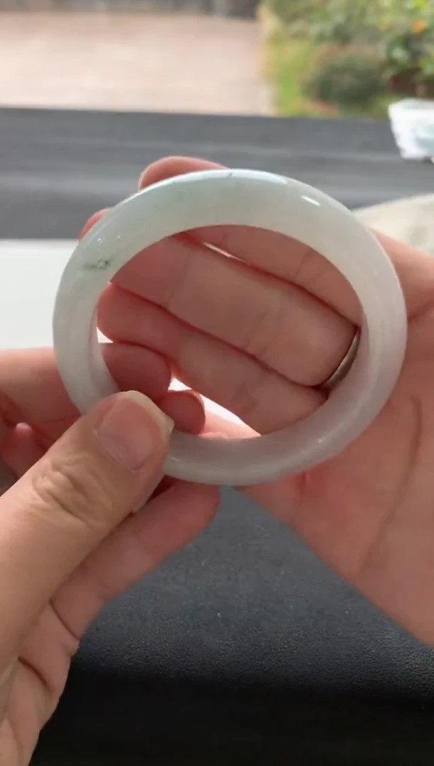 【闪购商品】翡翠手镯未镶嵌56.8正圈A9065买断