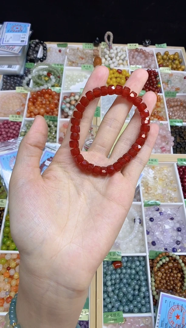 未镶嵌手串玛瑙/玉髓红玛瑙刻面多样性发一