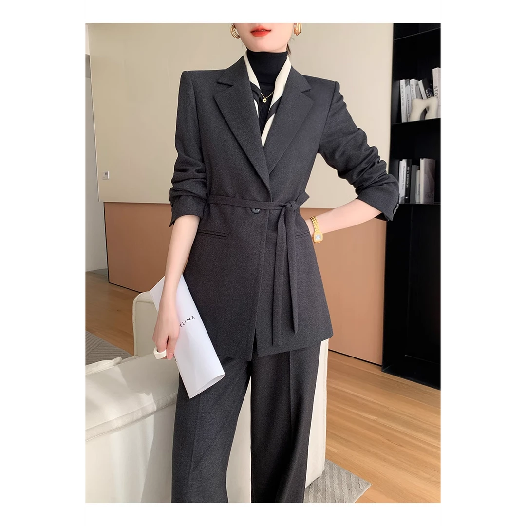 【小东西-001-010】认真听主播介绍-上衣-裤子