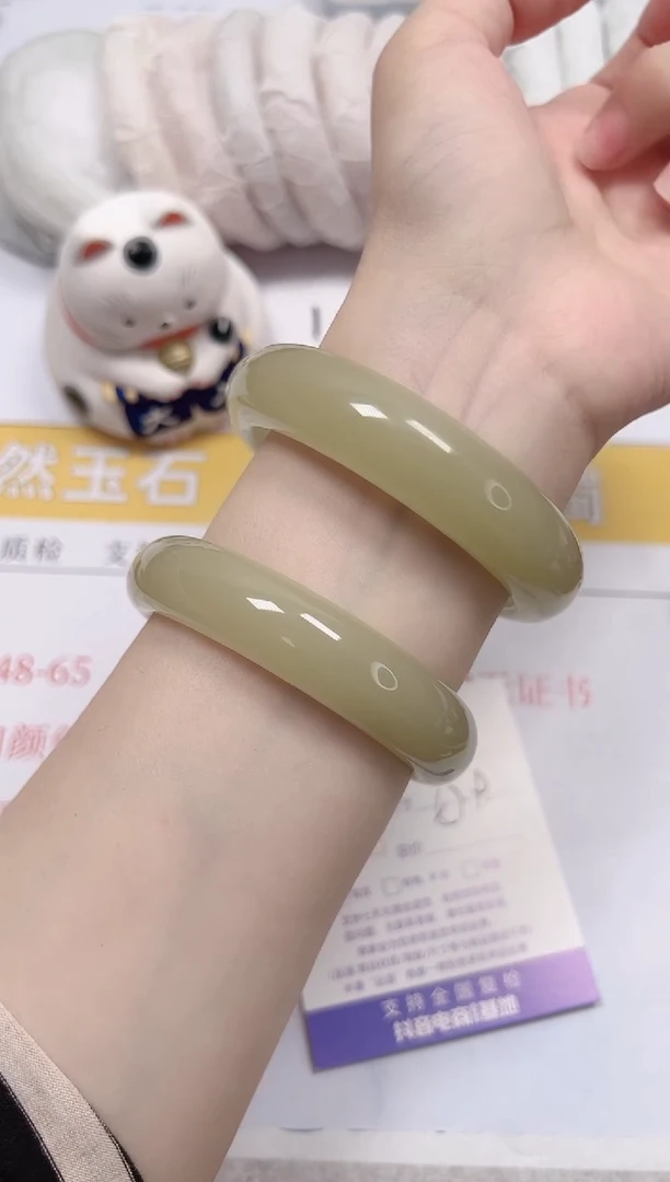 石英质玉手镯未镶嵌a230-58
