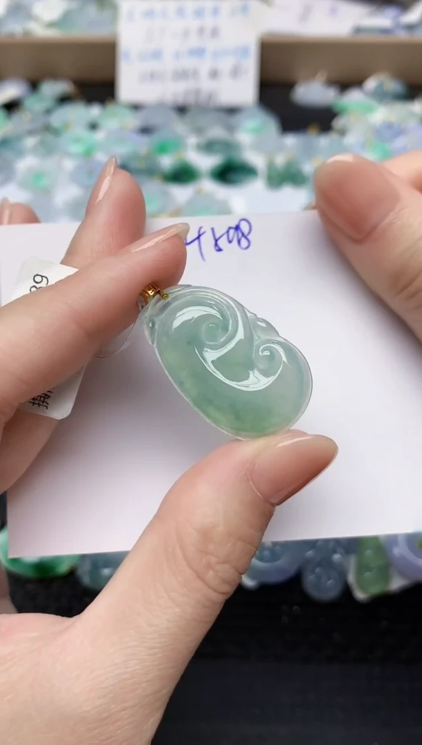 颈饰18K金镶嵌翡翠天然缅甸A货翡翠百元以上9元证书费自理