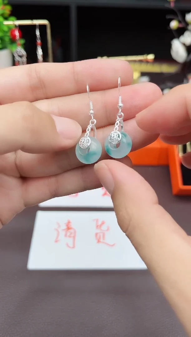 石英质玉（天山翠）银S925镶嵌耳饰721000