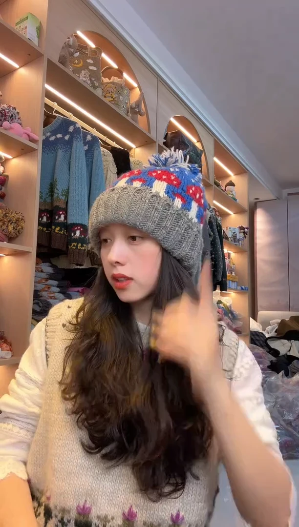 羊毛灰蓝翻边蘑菇帽