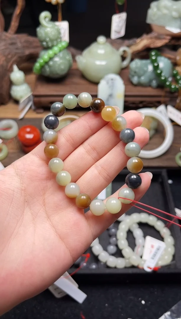 手串未镶嵌和田玉卡10楼兰三色 圆珠9009544