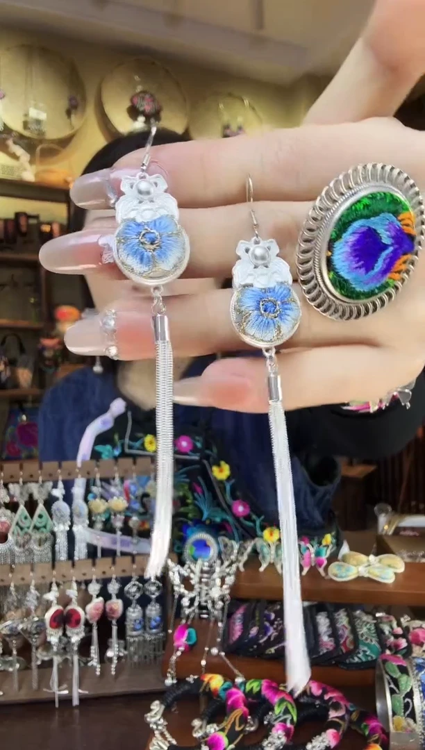 刺绣非遗刺绣民族风耳环