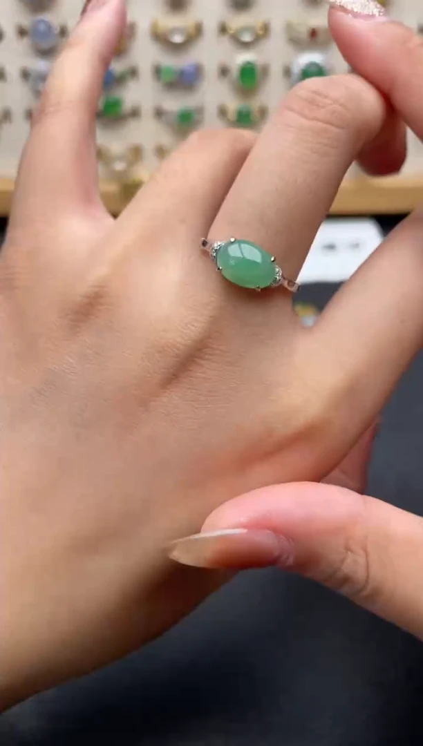 翡翠戒指银S925镶嵌一物一证一礼盒