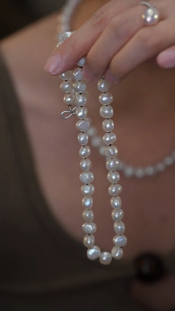 银S925镶嵌淡水珍珠项链黑色绳结款项链