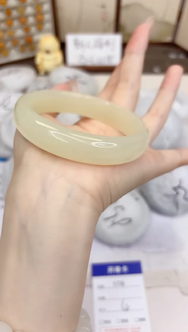 石英质玉手镯未镶嵌176-晴水-圈口62