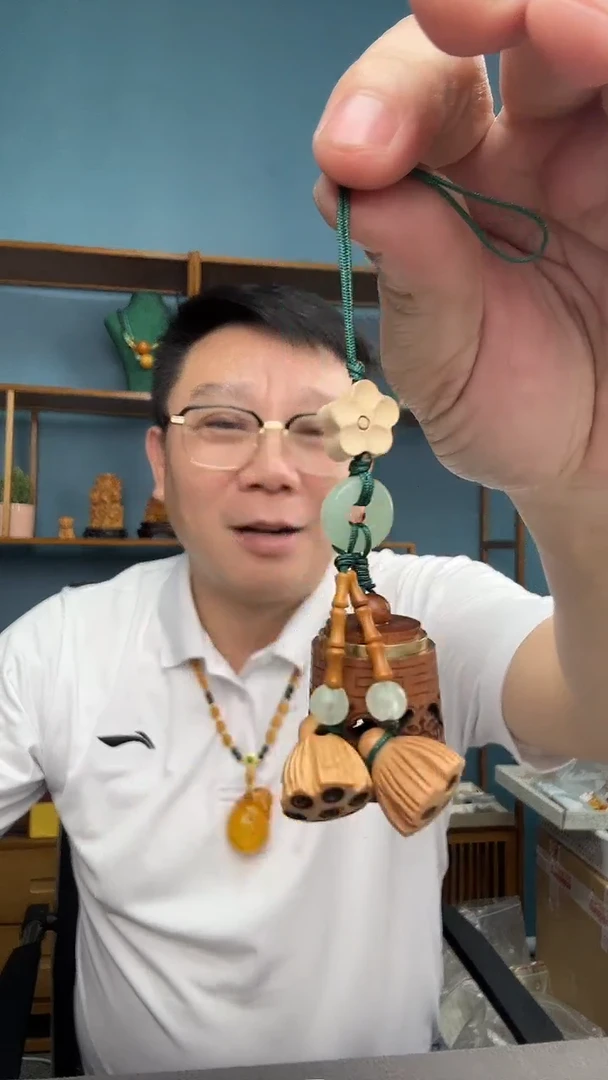 未镶嵌琥珀裸石63（有瑕介意勿拍）