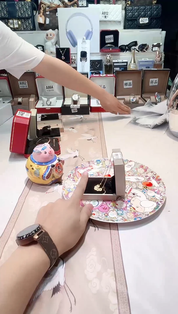 瓷片瓷器 库房到期 全部地板价@@1