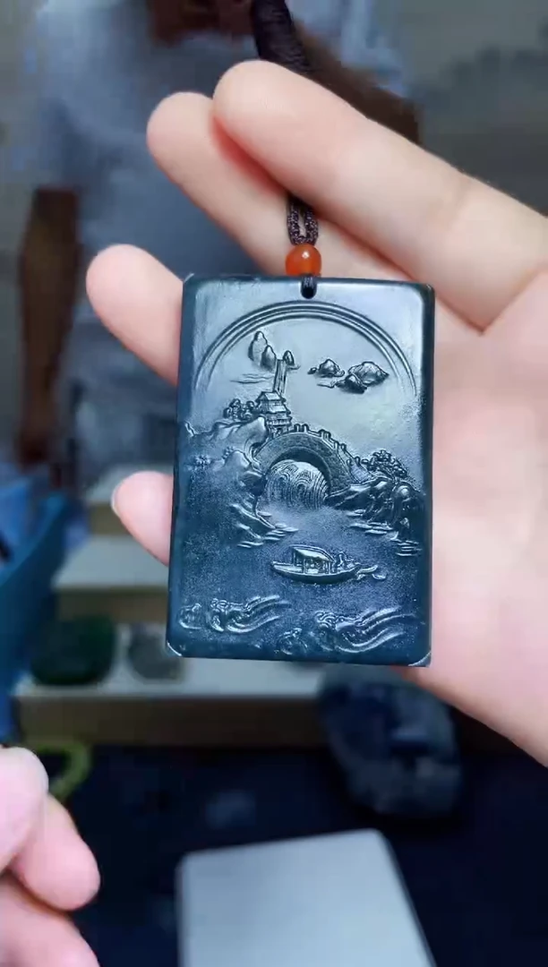 和田玉未镶嵌颈饰1