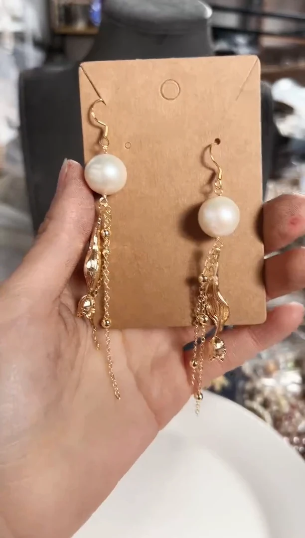 【闪购商品】淡水珍珠珠宝奇石未镶嵌FV耳饰一副