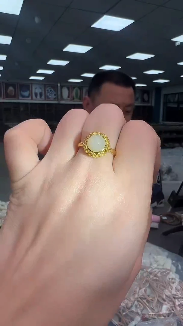 颈饰未镶嵌和田玉40