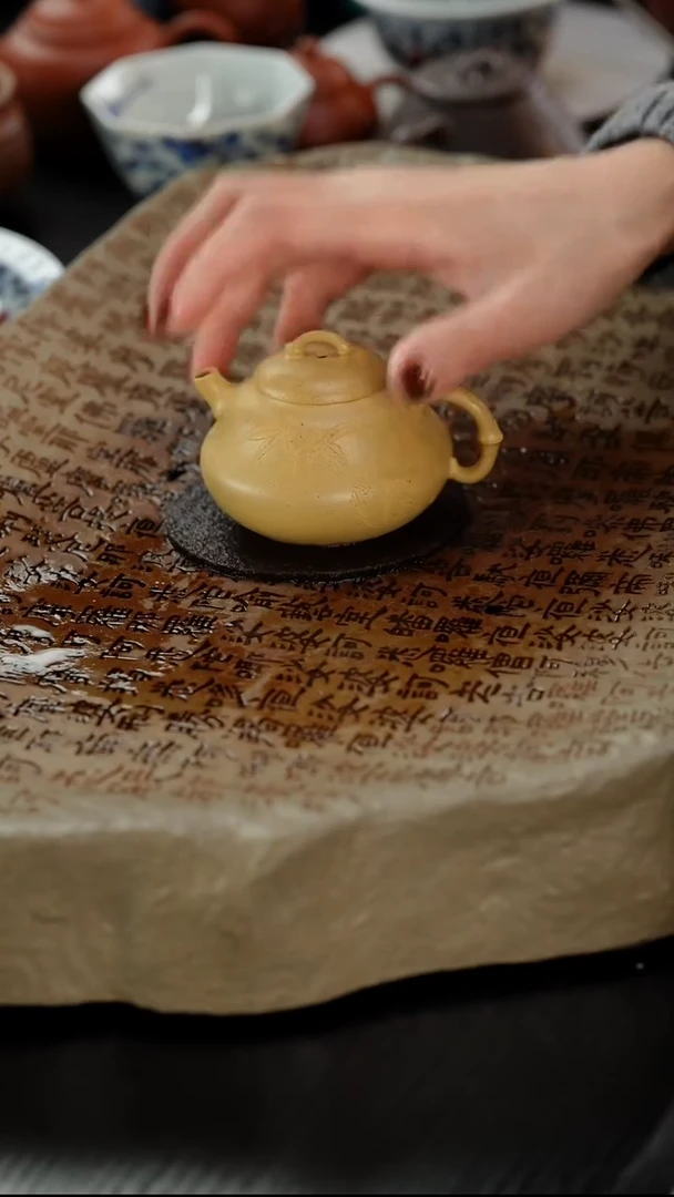 茶壶紫砂黄金段葫芦刻绘