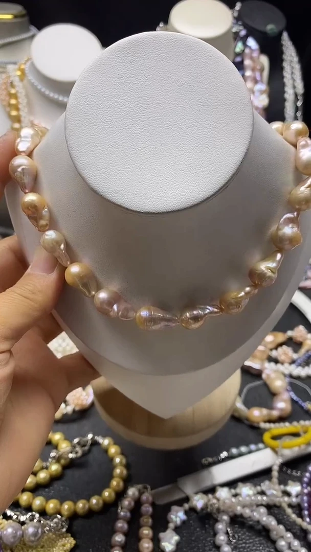 颈饰未镶嵌淡水珍珠多人