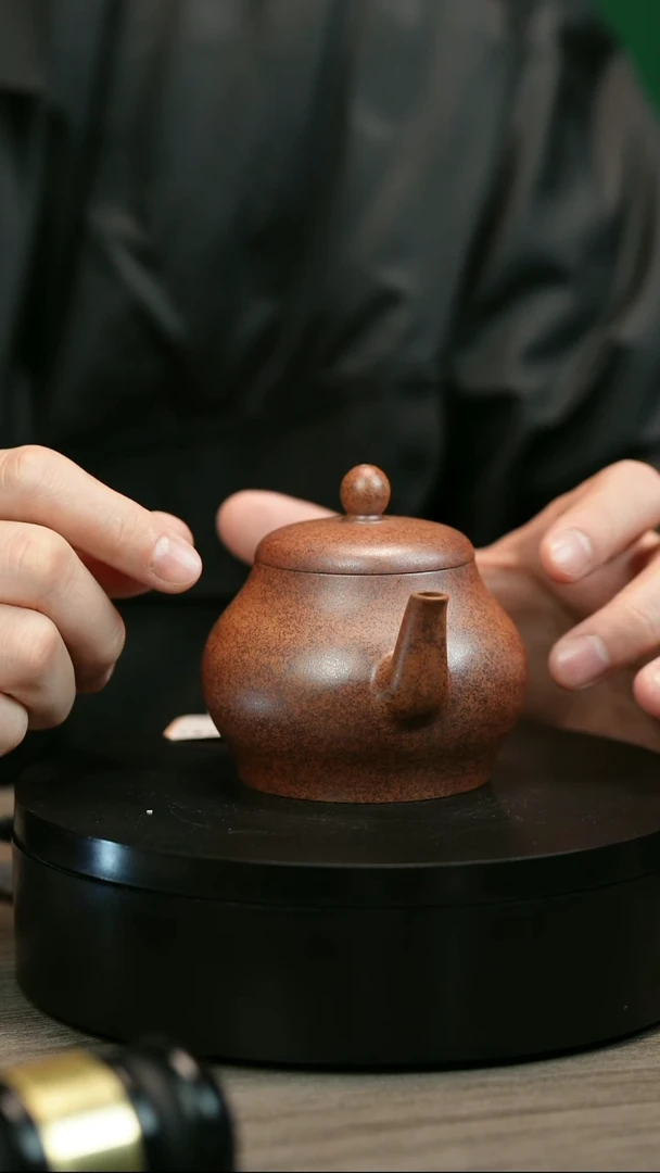 茶壶紫砂f***sH2335赵翠虹天星光素三弯宫灯