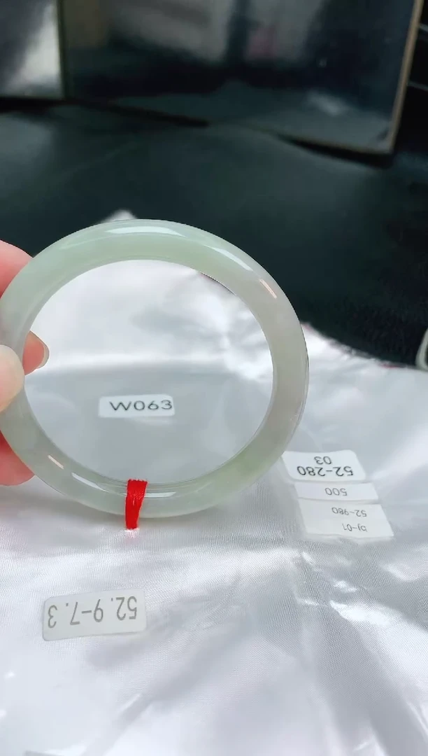 翡翠手镯未镶嵌缅甸天然A货手镯