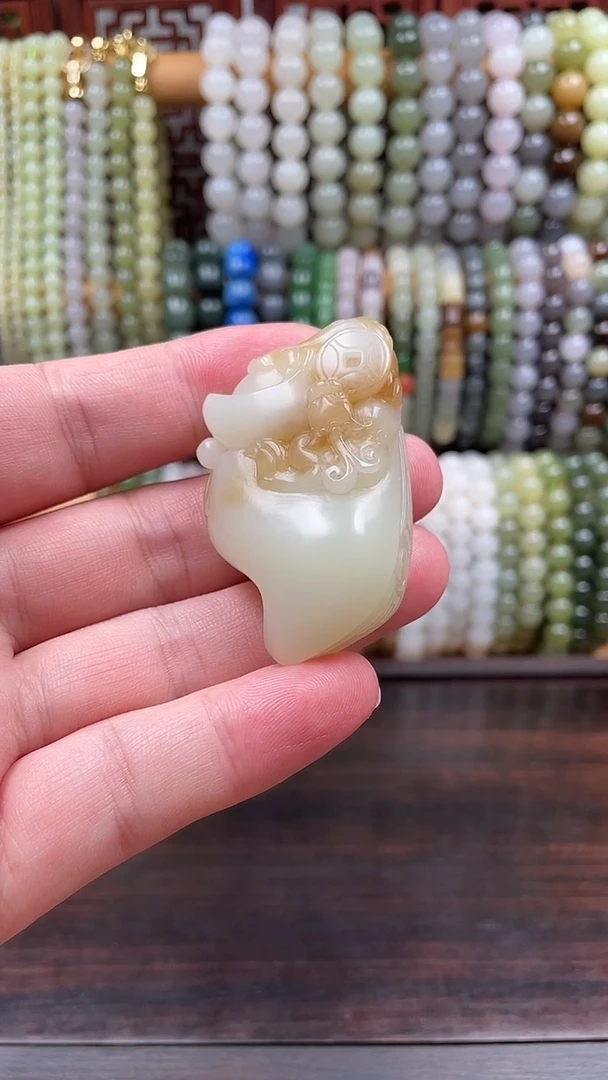 吊坠(不含链)未镶嵌和田玉且末糖白招财进宝吊坠