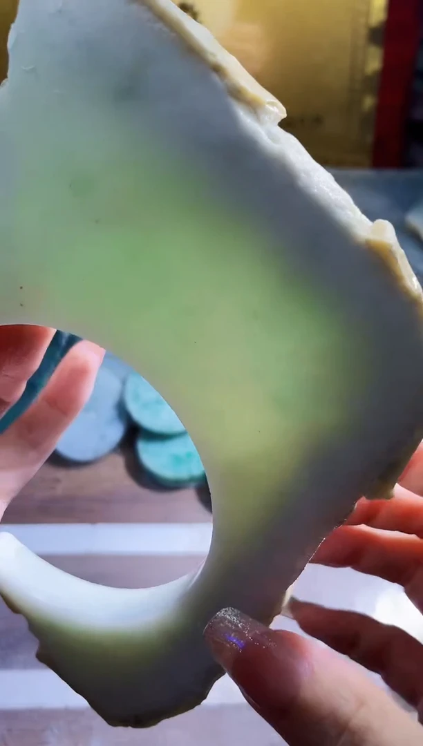 翡翠挂件未镶嵌小梦84