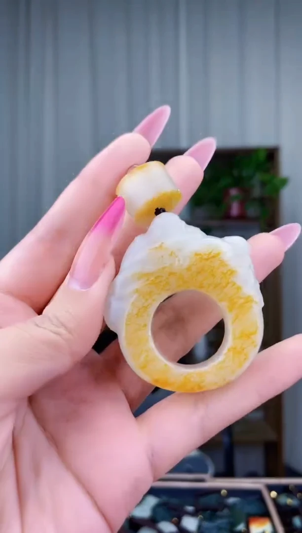 和田玉未镶嵌挂件拍一发一，多样性发货！