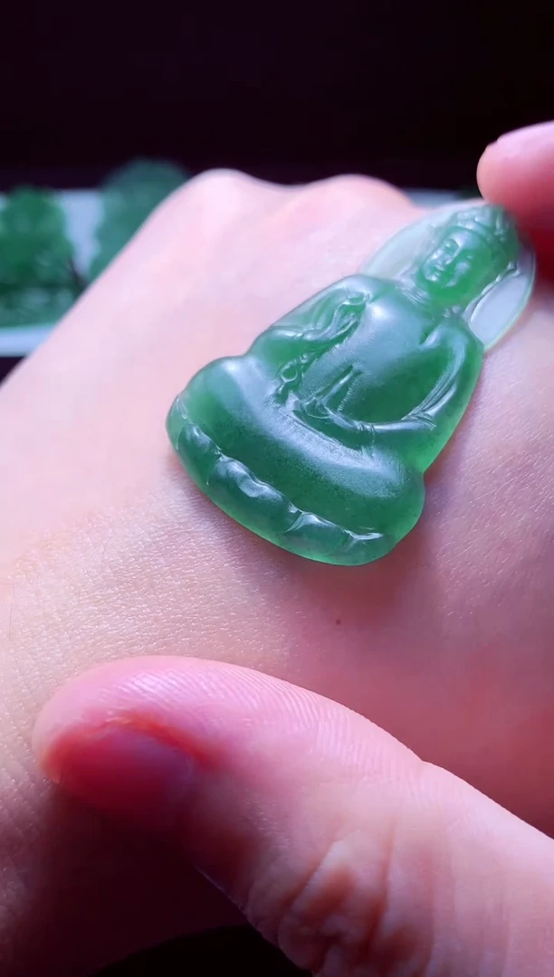 未镶嵌定制翡翠钱*友天然缅甸翡翠A货毛货吊坠