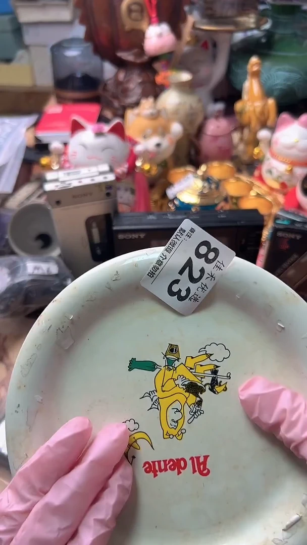 手工艺品琉璃君*白色瓷器三人物如图