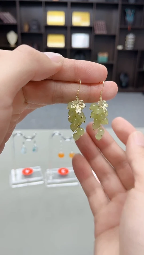 未镶嵌东陵石耳饰207000