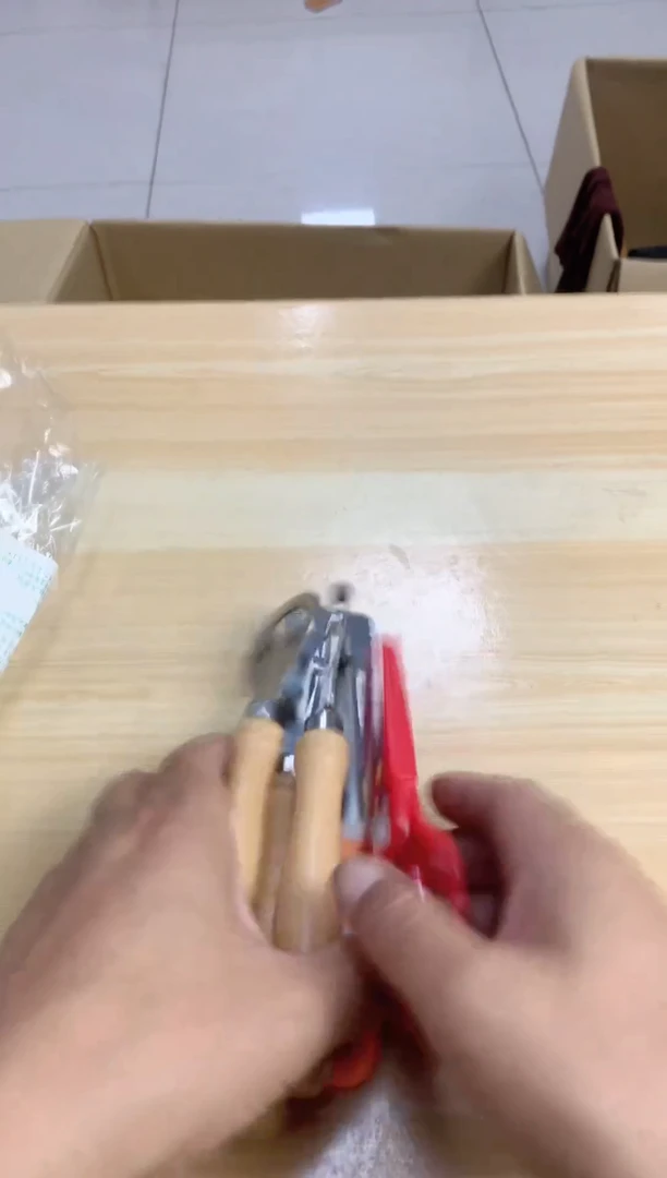 手工艺品琉璃默认微瑕，no退no换，介意勿拍