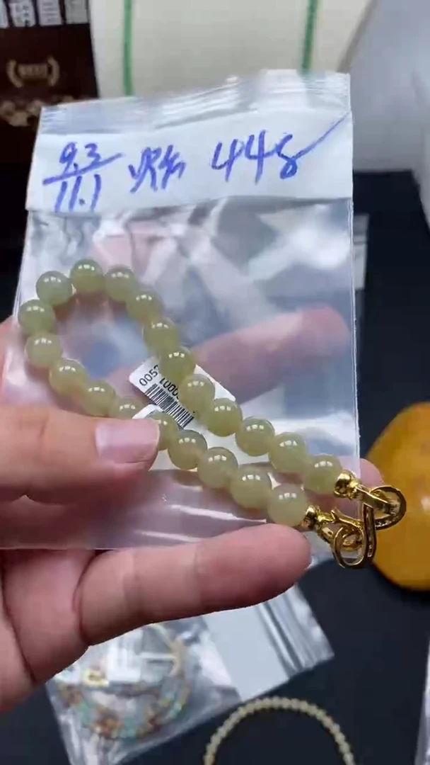 未镶嵌定制翡翠天然缅甸翡翠