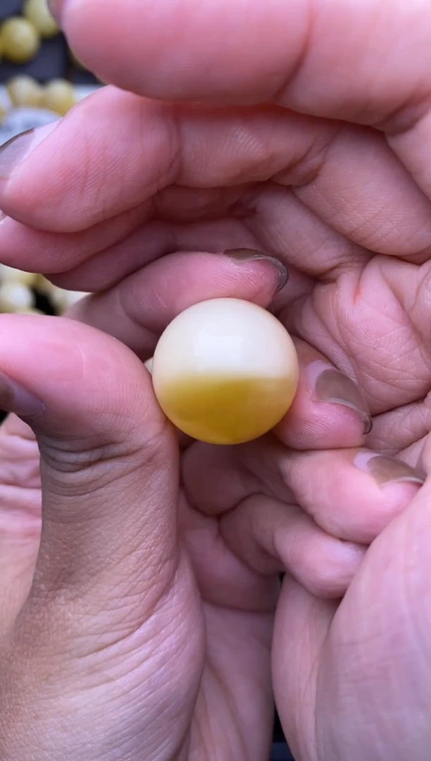 裸石琥珀未镶嵌大小姐珠宝145