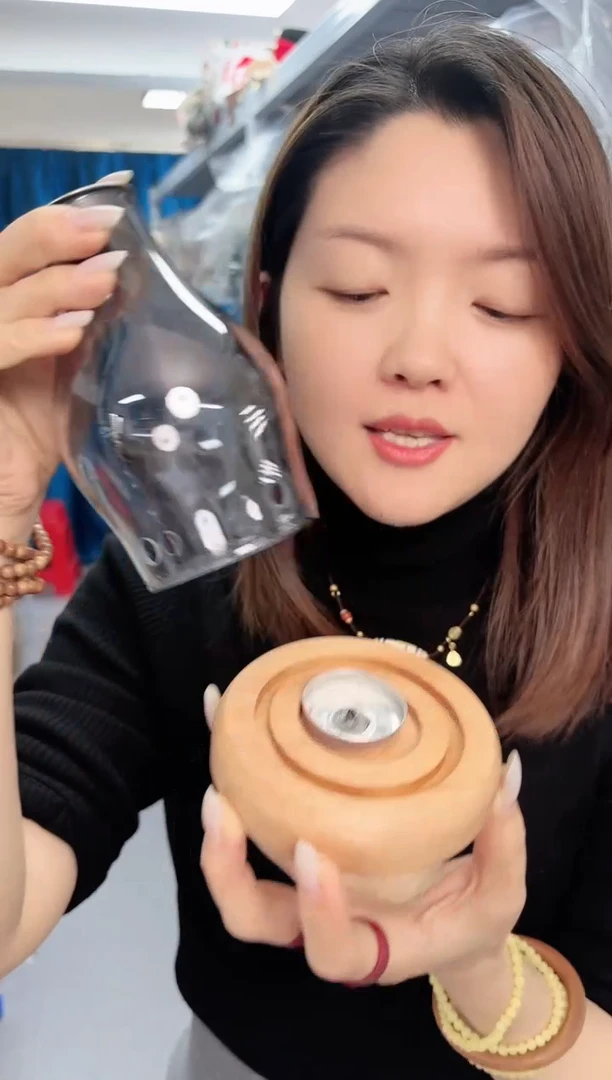 【闪购商品】花梨木类香炉+勾丝2个