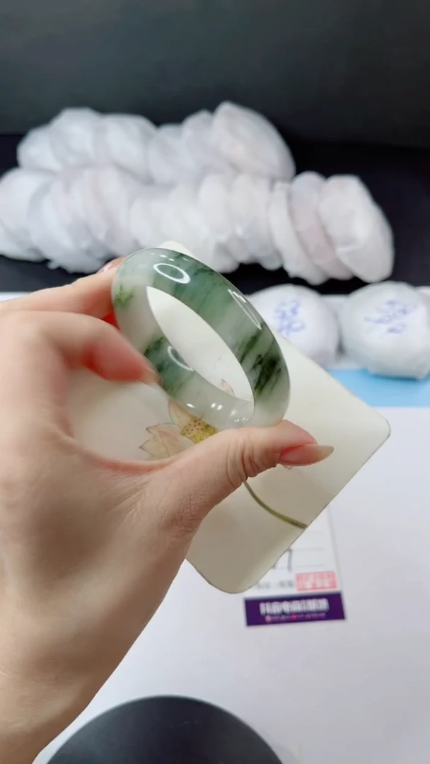 未镶嵌手镯石英质玉多样性发货V7