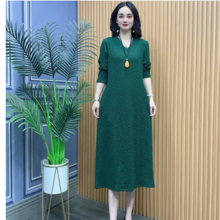 秋季气质极简风常规长裙长袖V领连衣裙时尚显瘦提花连衣裙672