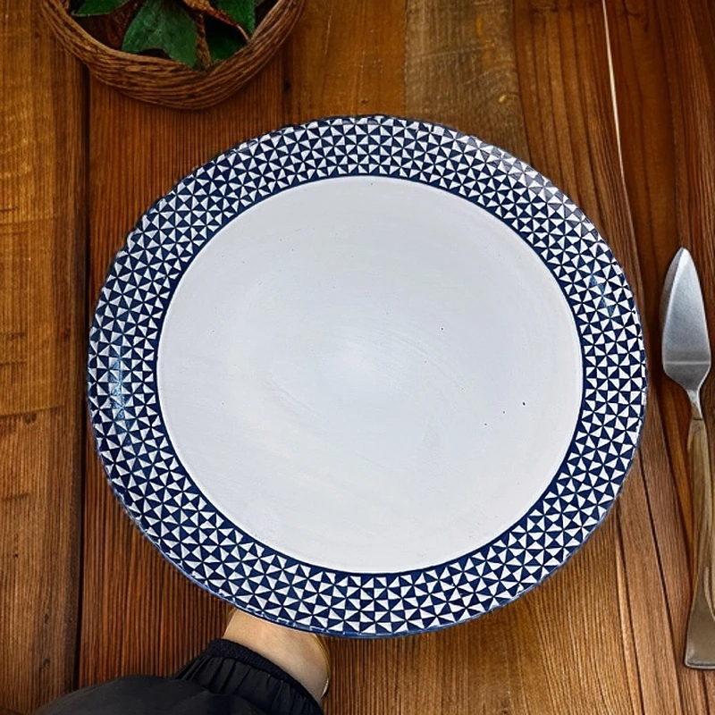 188 微瑕品10.5英寸蓝色浮雕大盘西餐盘