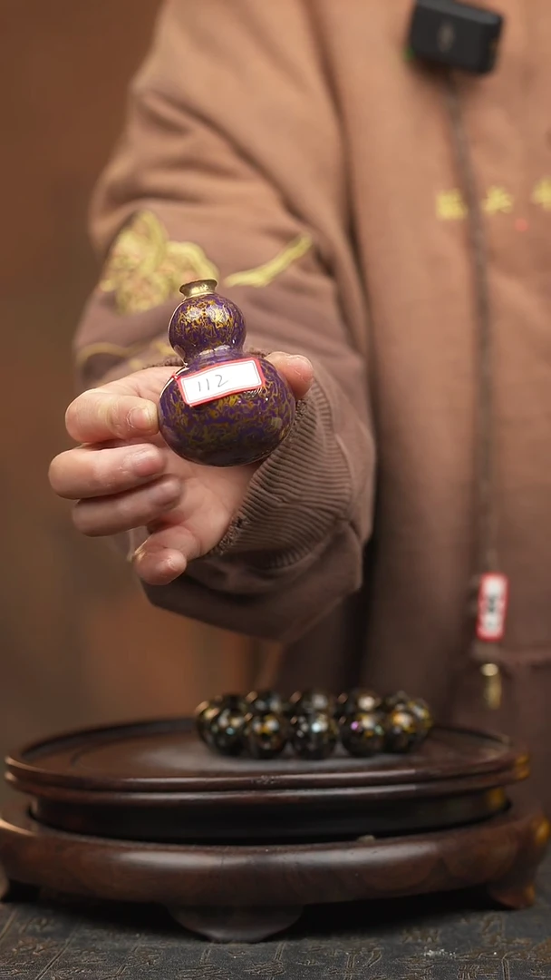 112号葫芦一物一拍  拍拍退退限购拉黑