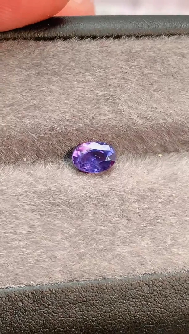 裸石蓝宝石1.27-3000天然蓝宝石