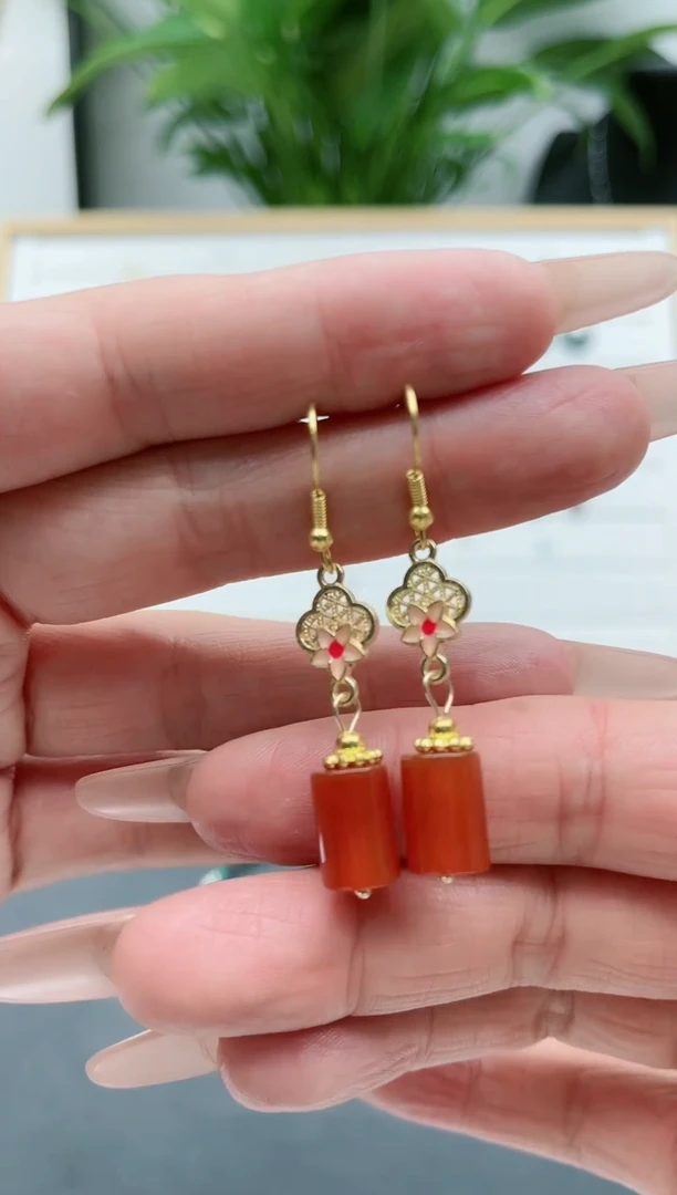【闪购商品】南红玛瑙耳饰银S925镀金镶嵌039红色