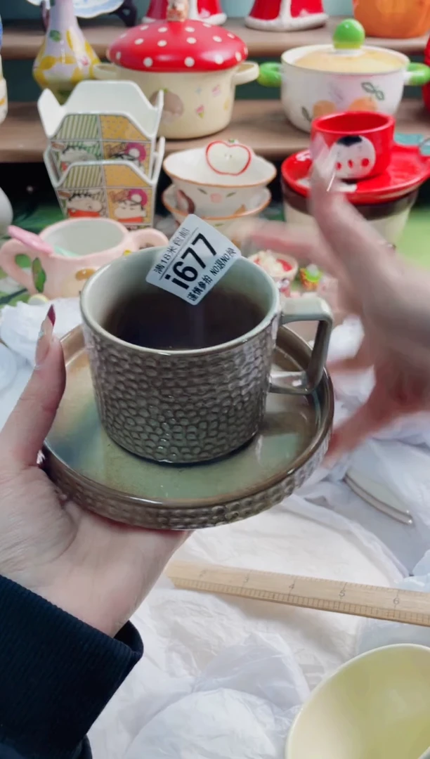 陶瓷i677********
