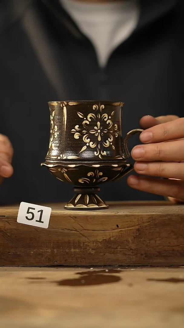 【闪购商品】瓷片新品！设计师款手绘/咖啡杯 听歌