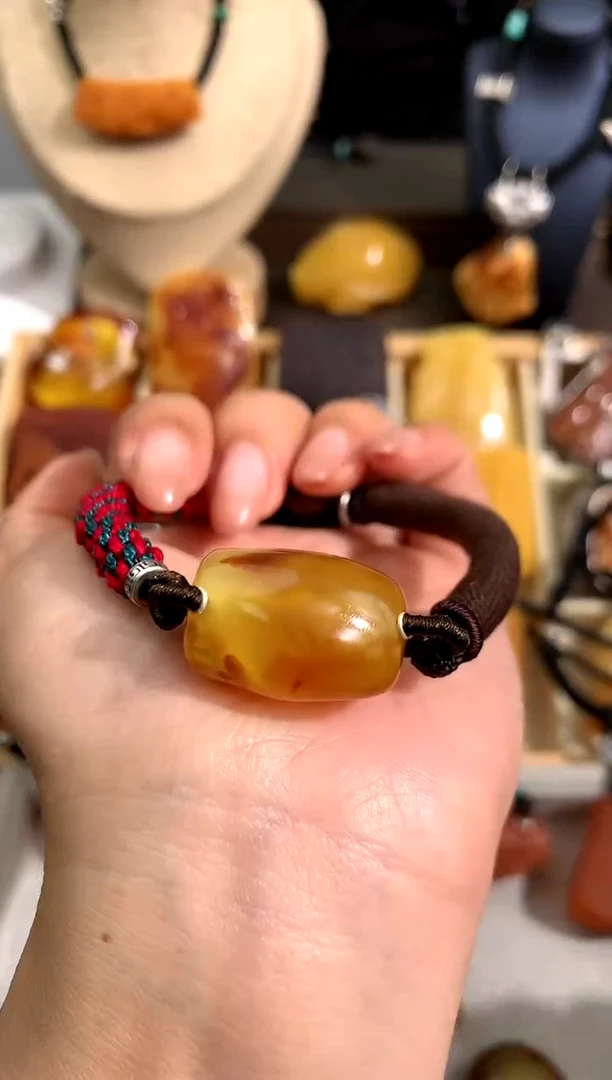 【闪购商品】蜜蜡裸石未镶嵌似玉