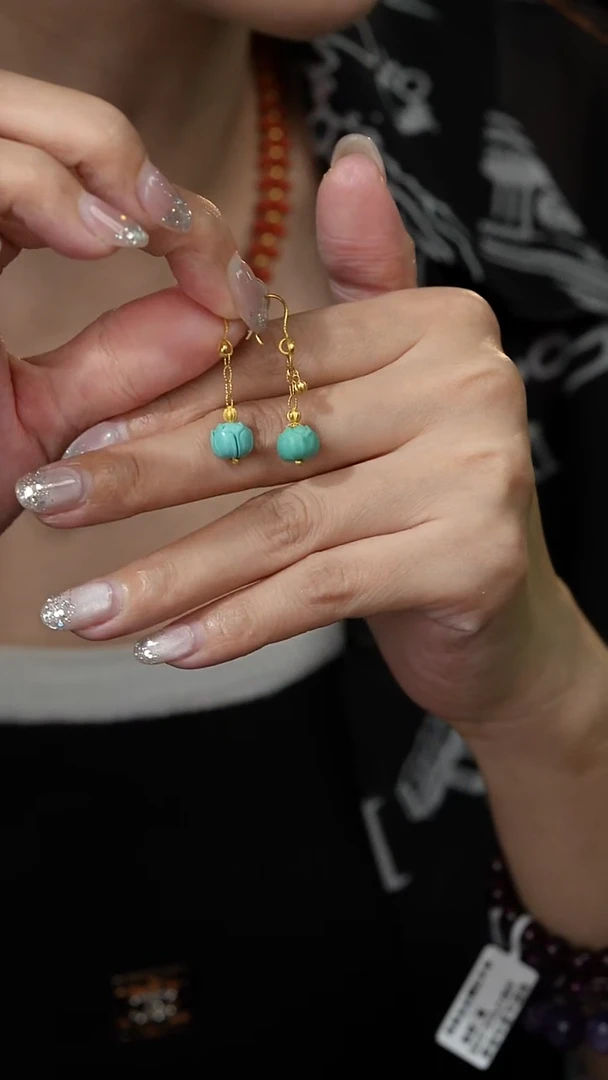 绿松石18K金镶嵌耳钩H03（多样性发一件）