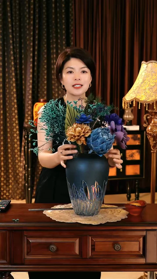 琉璃手工艺品磨刻