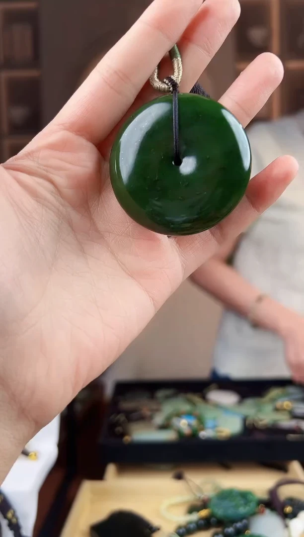 颈饰未镶嵌和田玉拍一发一，多样性发货