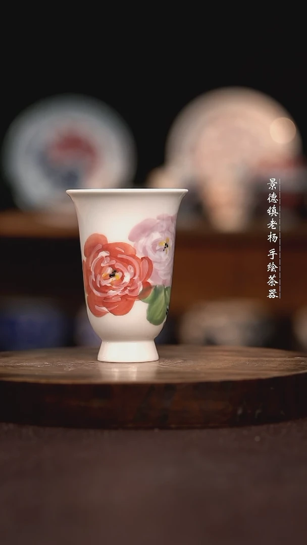 手绘茶器瑕不掩瑜