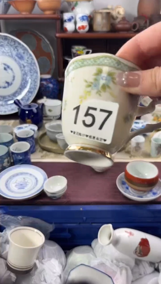 【闪购商品】瓷片157...........